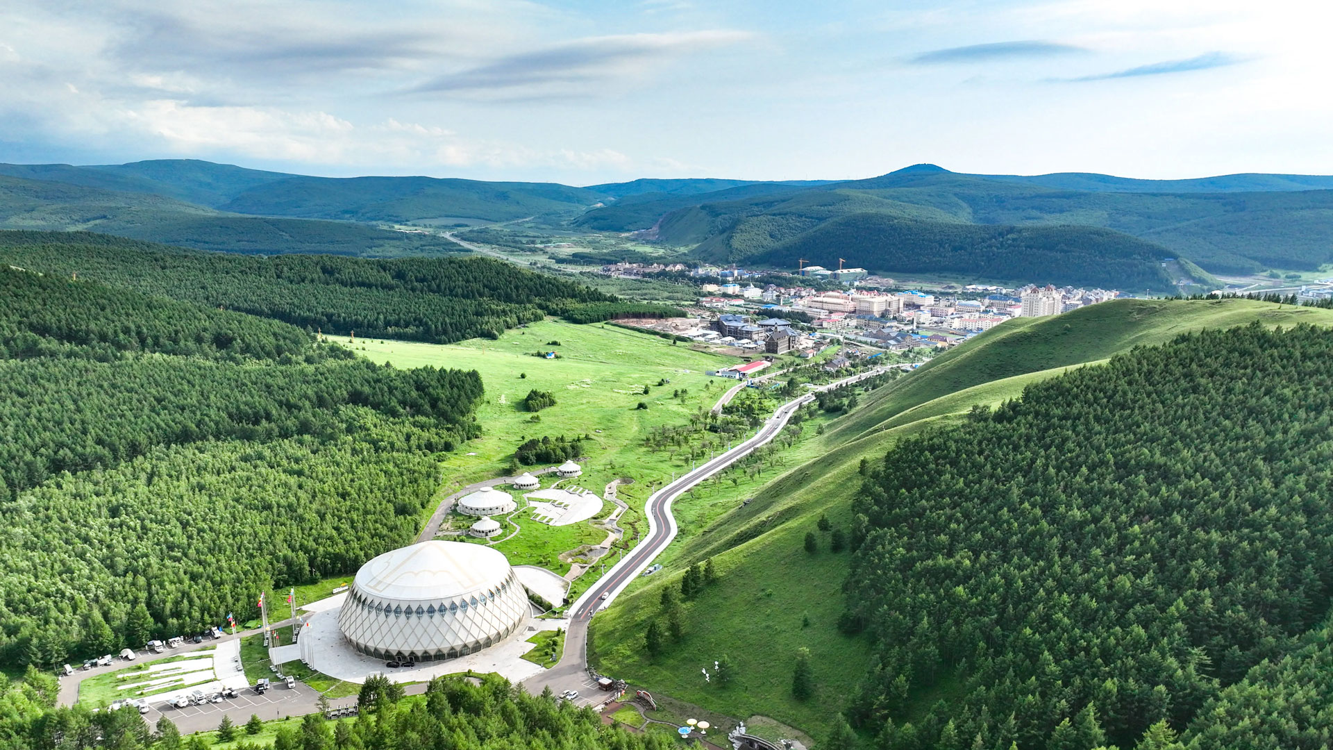 內蒙古旅遊全攻略｜草原・沙漠・蒙古包體驗與行程建議